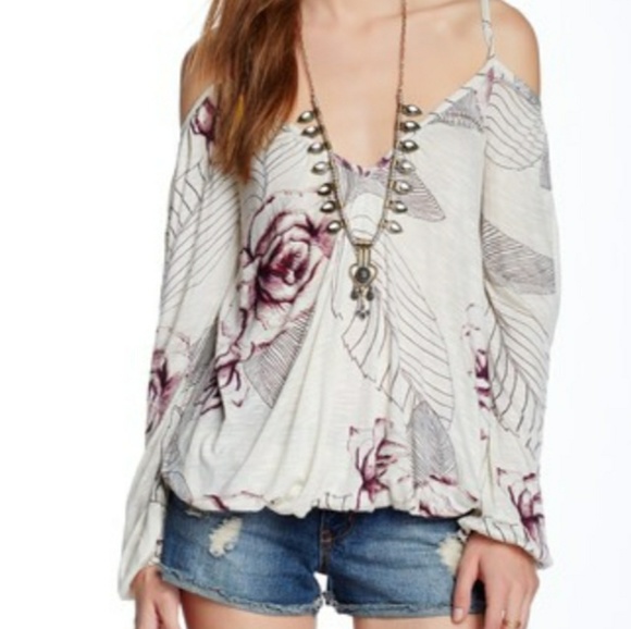 Free People Tops - Free People Adelia Print Boho Blouse Size S Beige